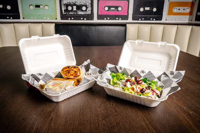 220 Elgin St, Ottawa, ON K2P 1L7