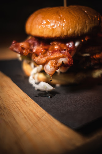 The Dirty Burger Company - Hospitality and gastronomy