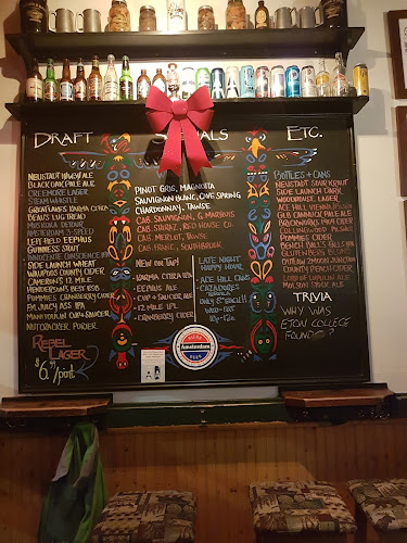 Comentarii opinii despre The Rebel House