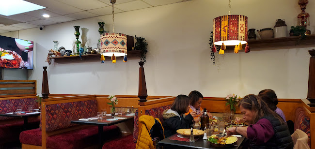 Grab and Go Persian Restaurant - Hospitality and gastronomy