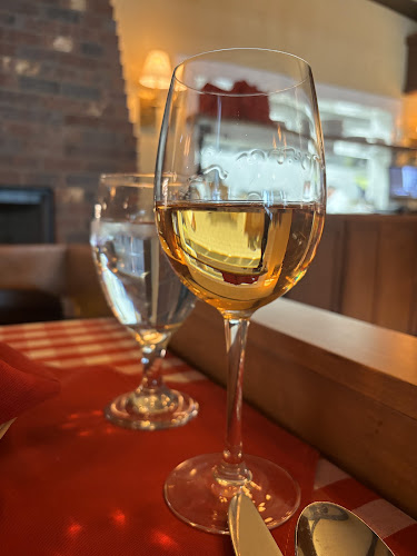 Opinii despre Buon Giorno Ristorante Italiano în Calgary - Hospitality and gastronomy