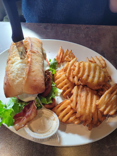 One Eyed Jack Pub & Grill Lindsay - Hospitality and gastronomy