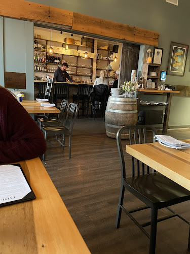 3491 Portage Rd, Niagara Falls, ON L2J 2K5