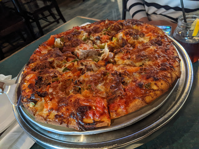 33 Lakeshore Rd, St. Catharines, ON L2N 7B3