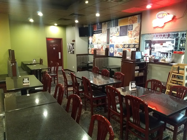 Ricky's All Day Grill - Edgemont/Country Hills - Hospitality and gastronomy