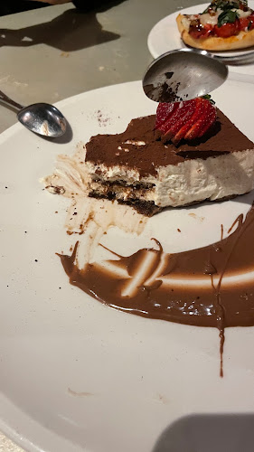 35 Brock St, Kingston, ON K7L 3B5