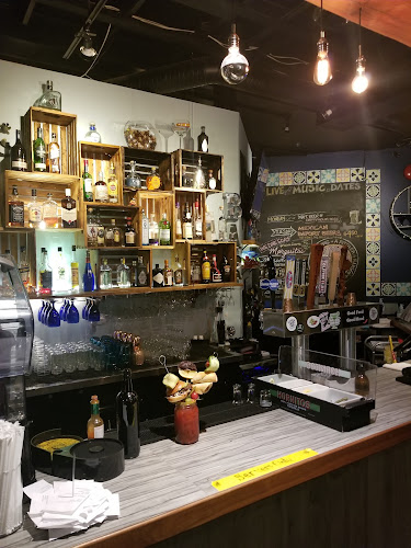 SoCal Restaurant & Lounge - Campbell River