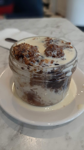 Comentarii opinii despre La Roux Patisserie