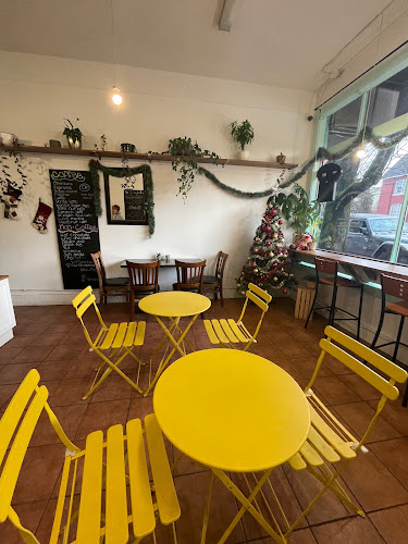 1939 Cornwall Ave, Vancouver, BC V6J 1C8