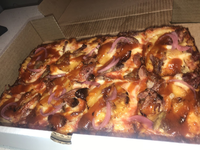 26 Duncan St, Toronto, ON M5V 2B8