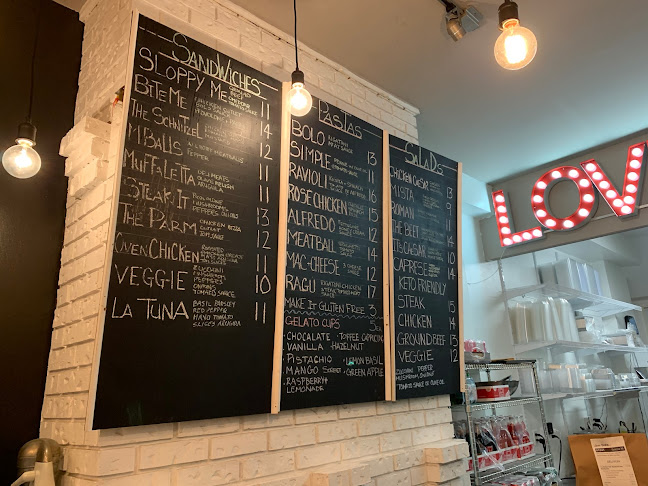 Cannoli Crunch - Hospitality and gastronomy