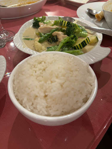 Comentarii opinii despre Noi Thai Restaurant