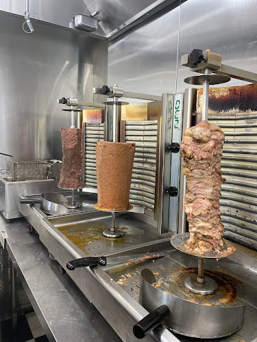 Comentarii opinii despre Prairie Donair Hamilton St. Regina