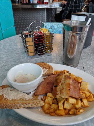 22596 Lougheed Hwy., Maple Ridge, BC V2X 2V1