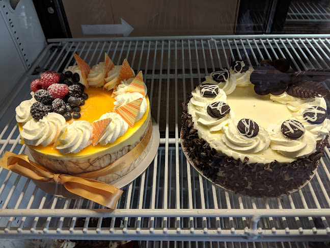 La Patisserie Fine Cakes & Pastries Inc. - Hospitality and gastronomy