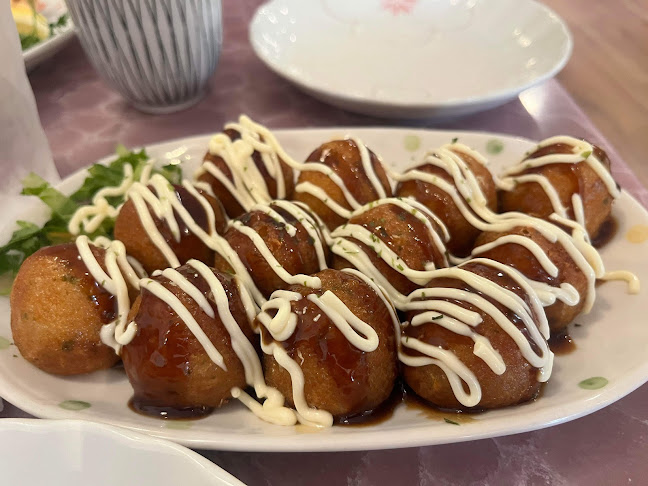 8-1470 Harvey Ave, Kelowna, BC V1Y 9K8