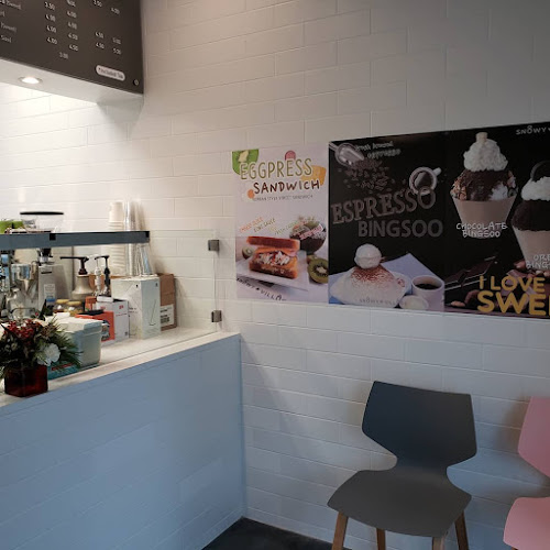 Snowy Village Victoria Hill - New Westminster