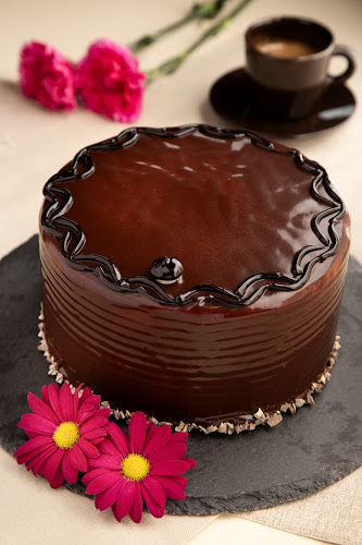 Minoo Cafe bakery - Hospitality and gastronomy