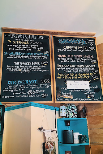 The Broken Paddle Coffee House - Hospitality and gastronomy