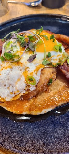 809 1 Ave NE, Calgary, AB T2E 0C2