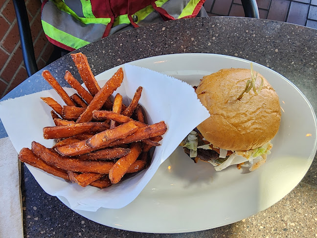 783 Goldstream Ave, Victoria, BC V9B 2X5