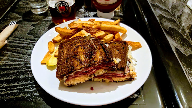 The Cheshire Cat Pub - Ottawa