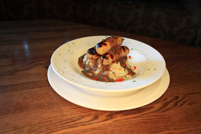 Opinii despre Knotted Thistle Pub în Regina - Hospitality and gastronomy