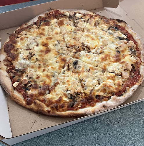 Mackay Pizza & Submarines - Brampton