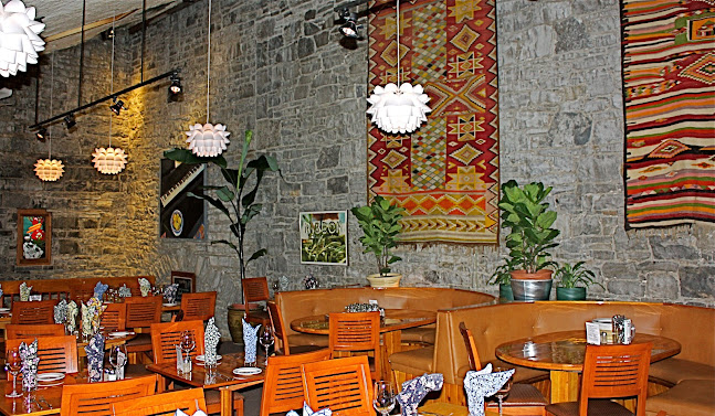 Chez Piggy Restaurant & Bar