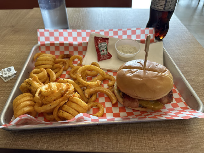 45800 Promontory Rd Unit 105, Chilliwack, BC V2R 5Z5