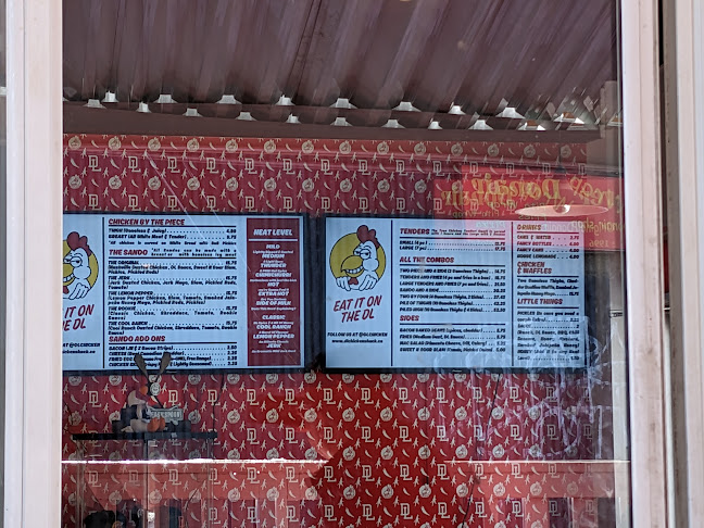 905 Commercial Dr, Vancouver, BC V5L 2H2