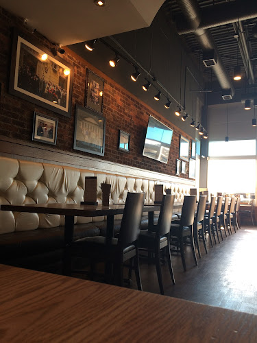 Famoso Italian Pizzeria - Namao Centre - Edmonton