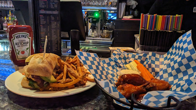 Opinii despre Church St. Garage Bar în Toronto - Hospitality and gastronomy