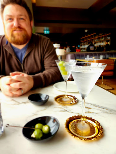 Major Tom Bar - Hospitality and gastronomy