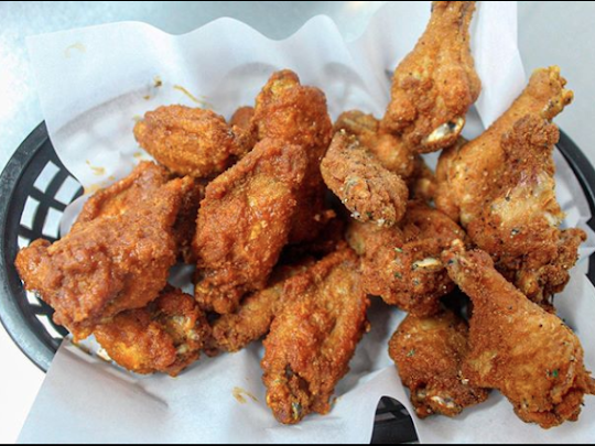 Frank's Pizza - Hospitality and gastronomy