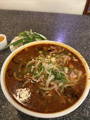 Pho Ngon - Hospitality and gastronomy