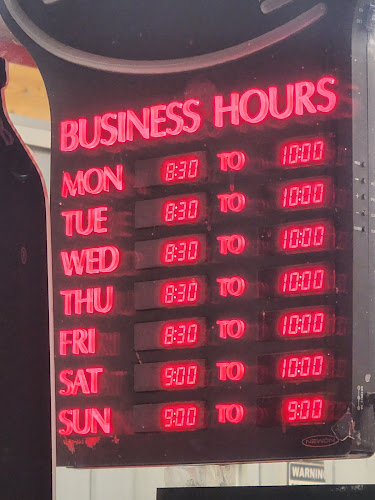 1119 Meadowlands Dr E, Nepean, ON K2E 7B2