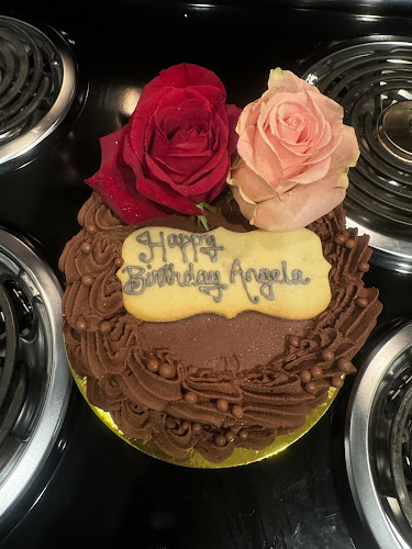 La Roux Patisserie - Hospitality and gastronomy