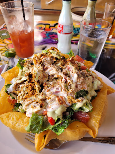 Belleville's - Victoria