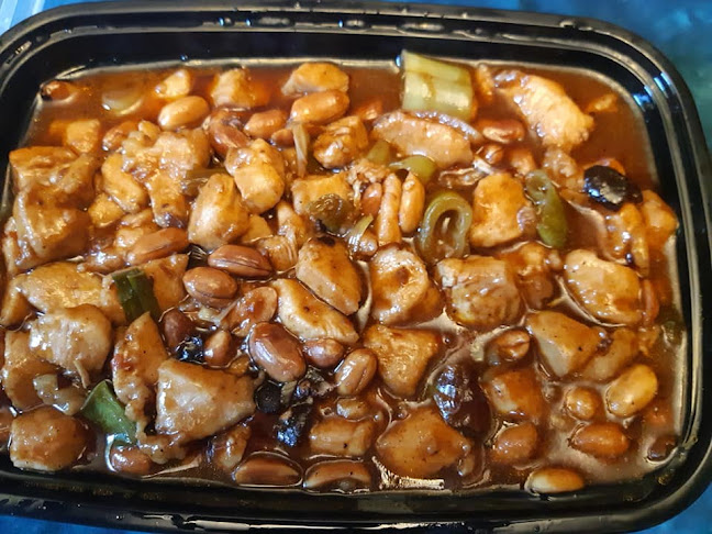 2604 Victoria Ave, Brandon, MB R7B 0M8