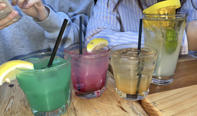 El Furniture Warehouse