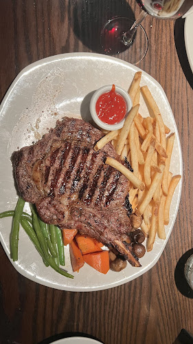 Comentarii opinii despre The Keg Steakhouse + Bar - Leslie Street