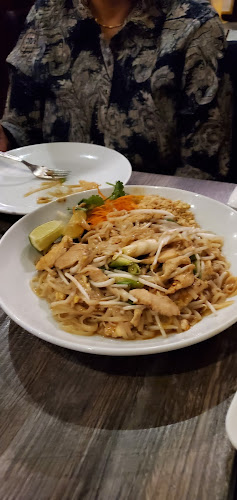 Opinii despre Spicy Thai Restaurant în St. Catharines - Hospitality and gastronomy