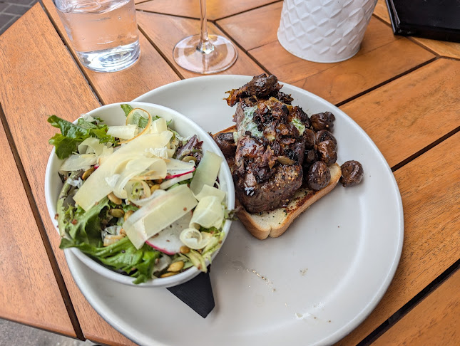 101 8 Ave SW SW, Calgary, AB T2P 1B4