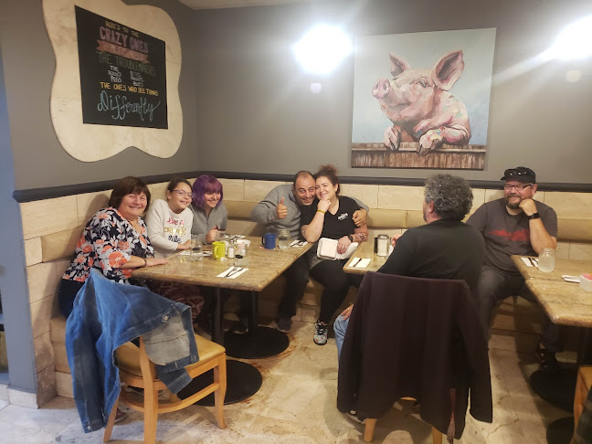 Comentarii opinii despre The Breakfast Pig