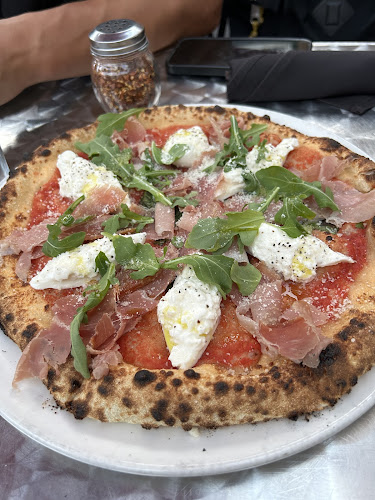 4923 Dundas St W, Etobicoke, ON M9A 1B6