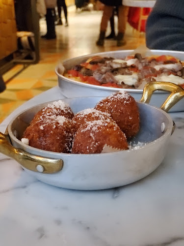 Eataly Toronto - Hospitality and gastronomy