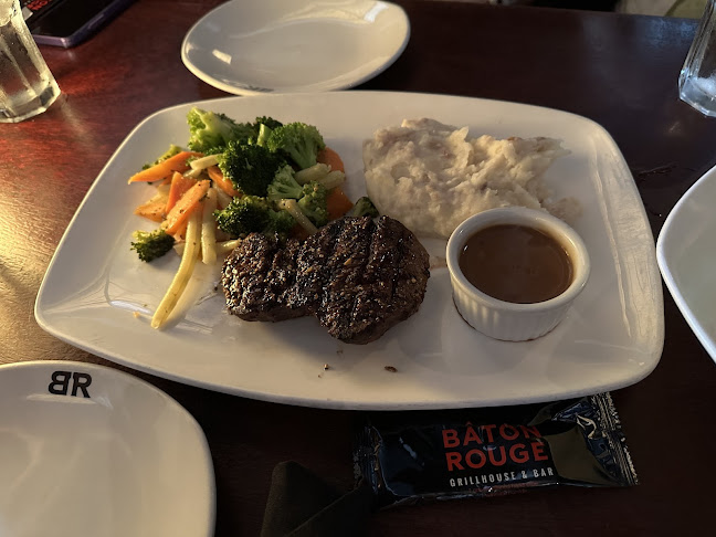 Bâton Rouge Grillhouse & Bar - Ottawa