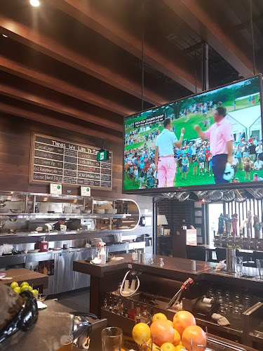 Browns Socialhouse Eagle Landing