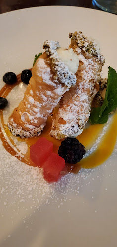 Illuminaté Restorante - Steakhouse, Seafood, Italian - Hospitality and gastronomy